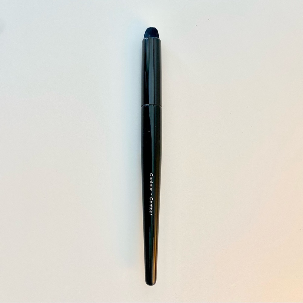 Sephora Collection domed contour eye shadow brush